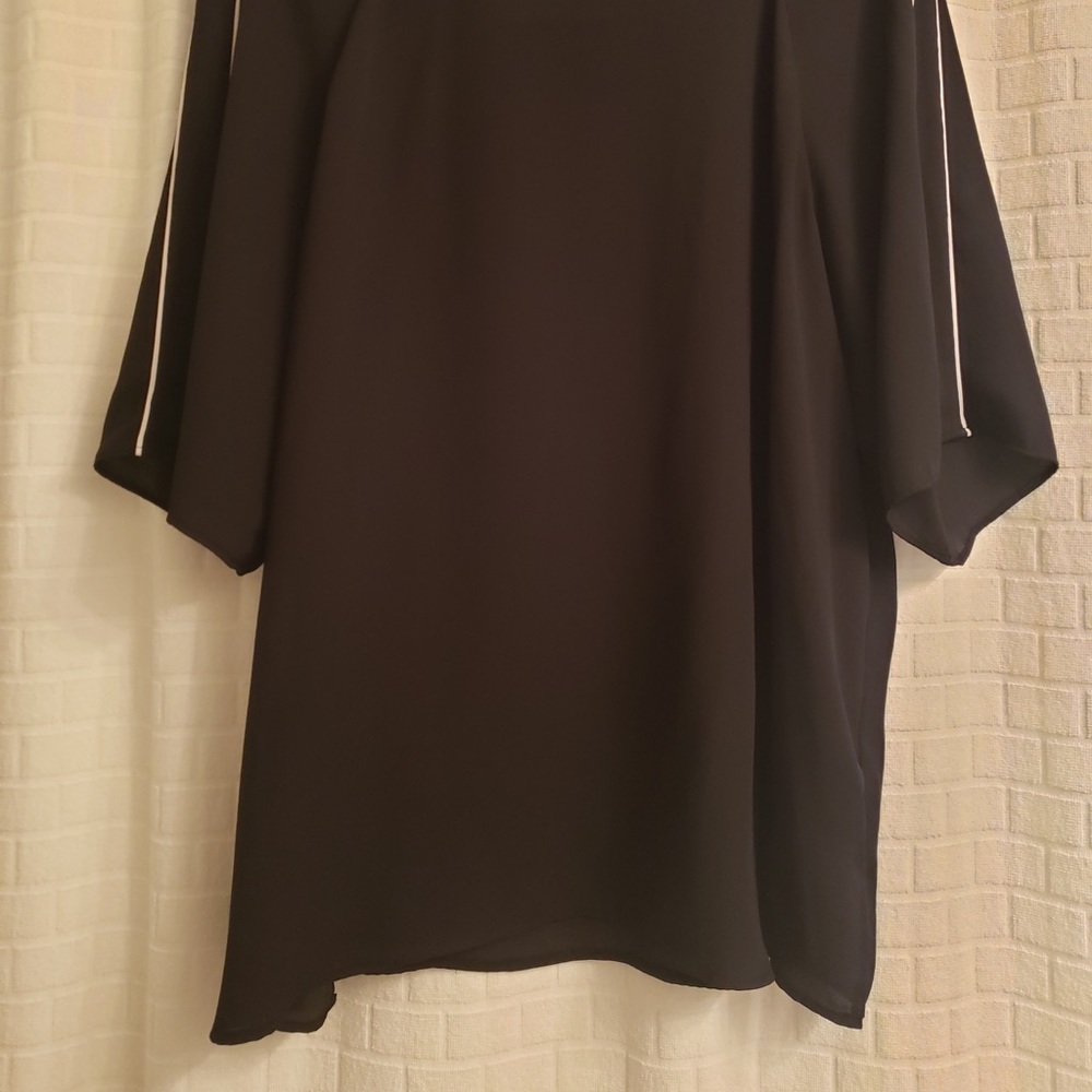 Classic Chic - image 5